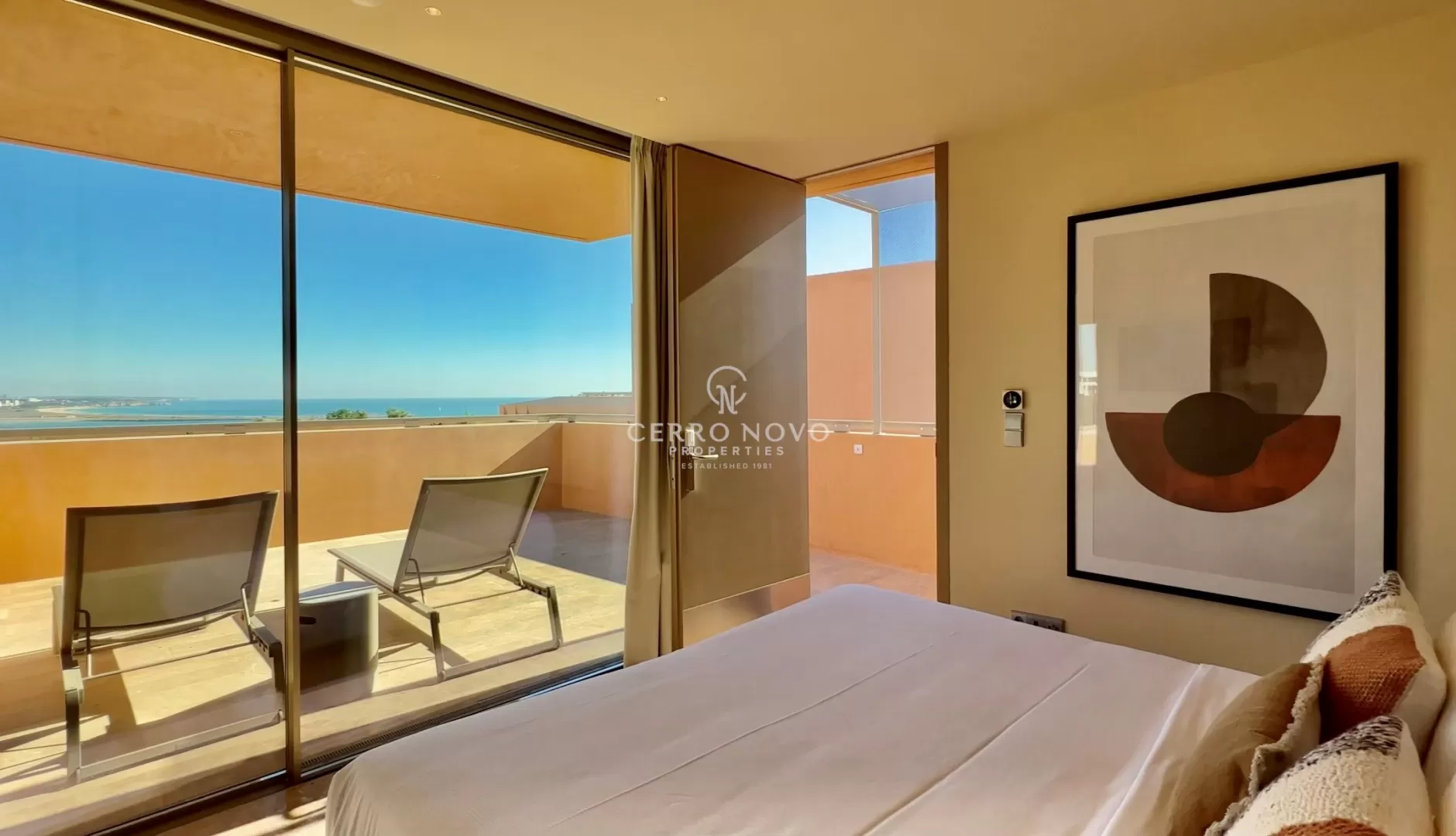 Apartamento de luxo tipo T2+1 no  Palmares Golfe