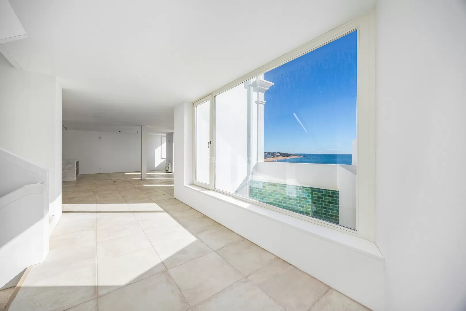  Propriedade emblemática frente ao mar na Baixa de Albufeira