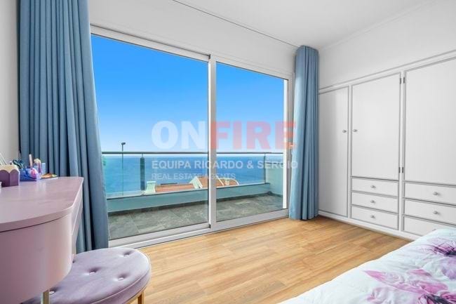 Moradia Nova T5 com Piscina e Vista Mar Panorâmica | Garajau, Caniço