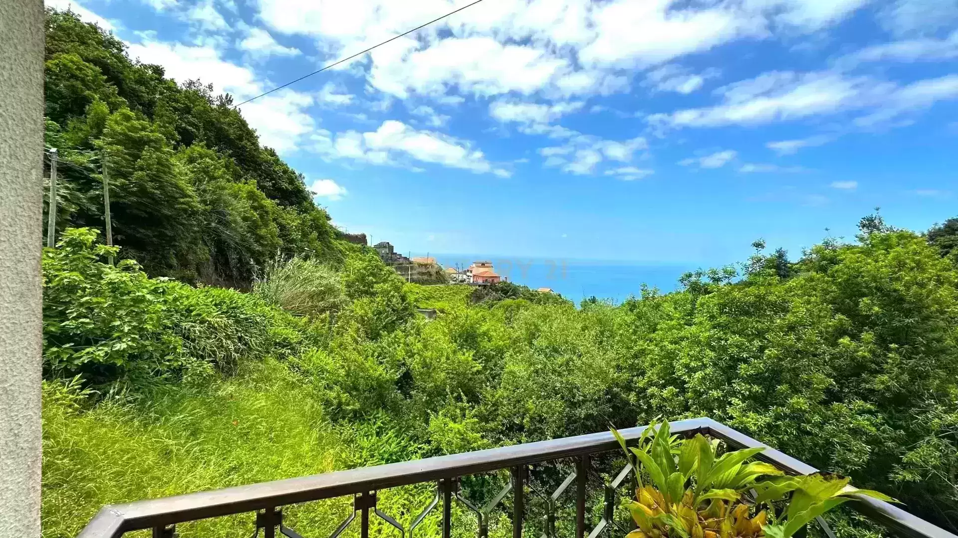 Casa T4 com Vista Mar e Montanha em São Vicente, Madeira