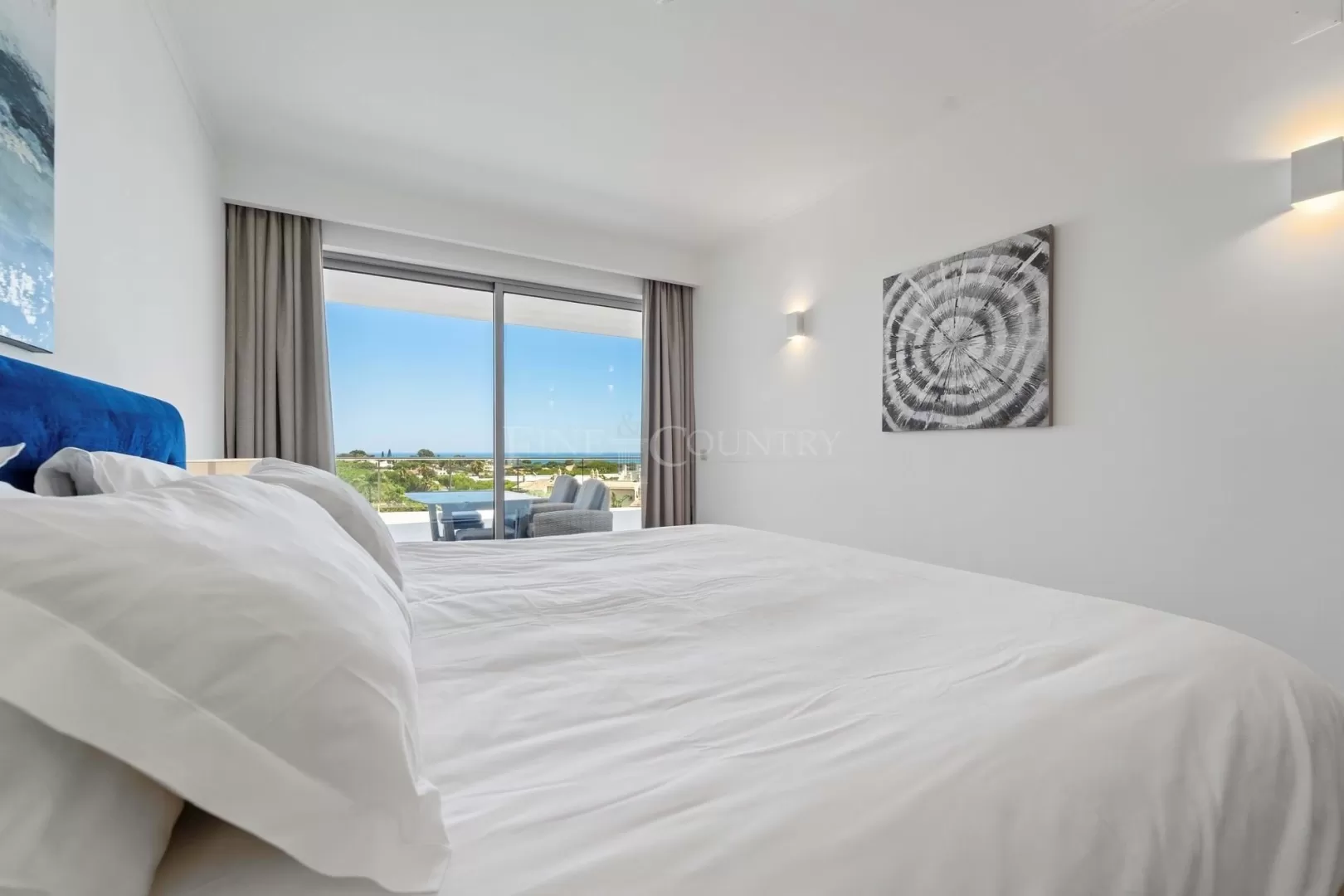 Albufeira ? Apartamentos à Beira-Mar com Vista Mar, Terraços e Piscina