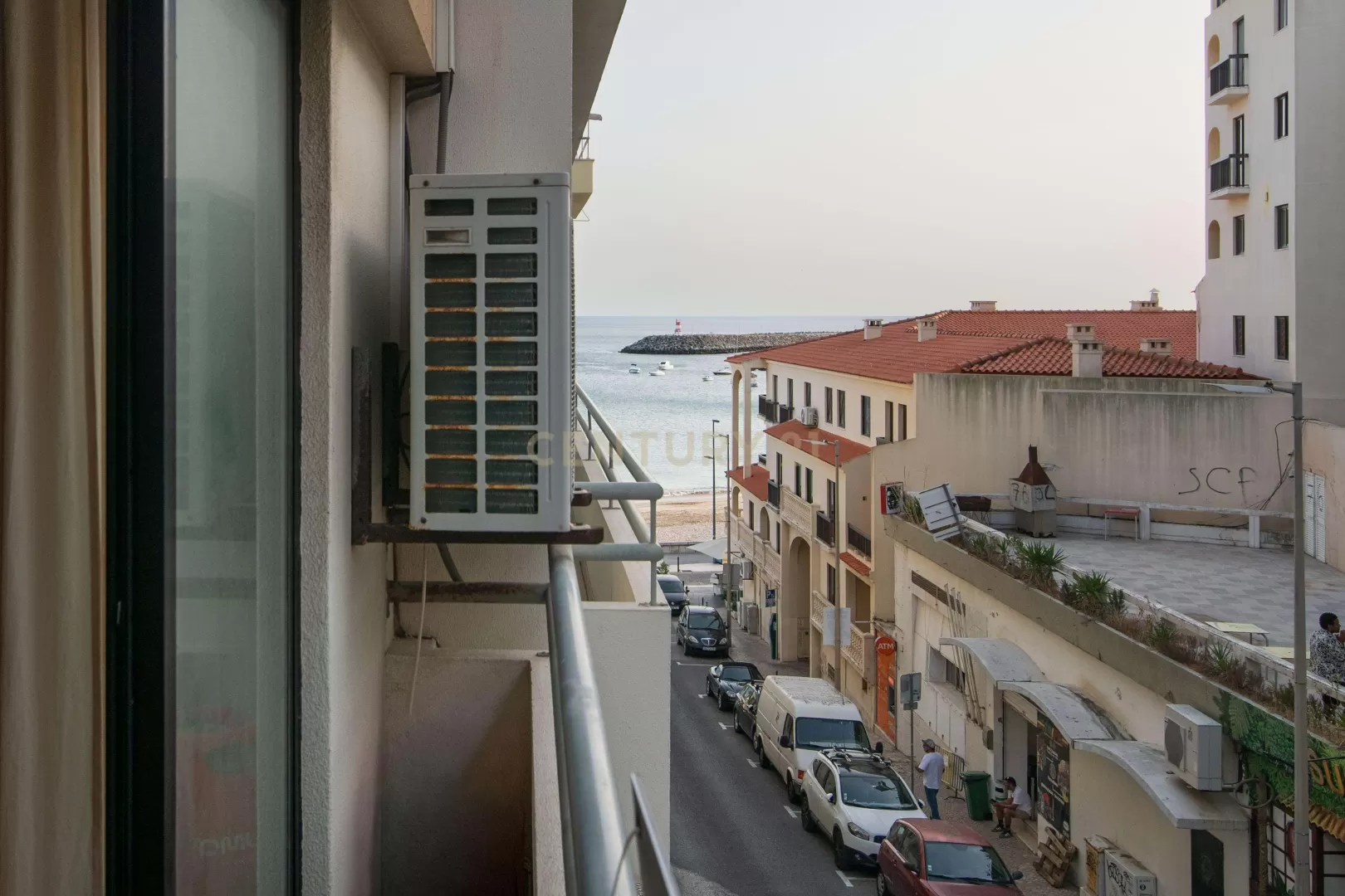 Deslumbrante Apartamento T1 em Sesimbra com Vista Mar