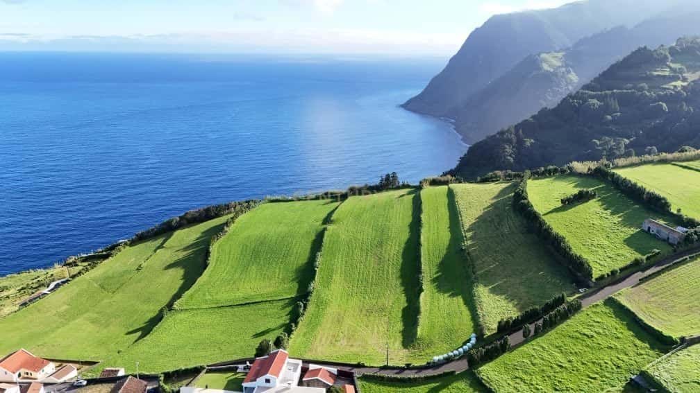 Terreno urbanizável com Vista Mar em Nordeste, São Miguel