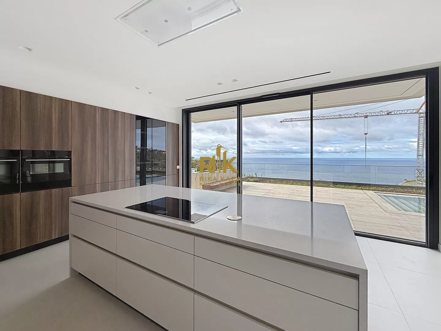 Villa de luxo T3 com vista mar e piscina