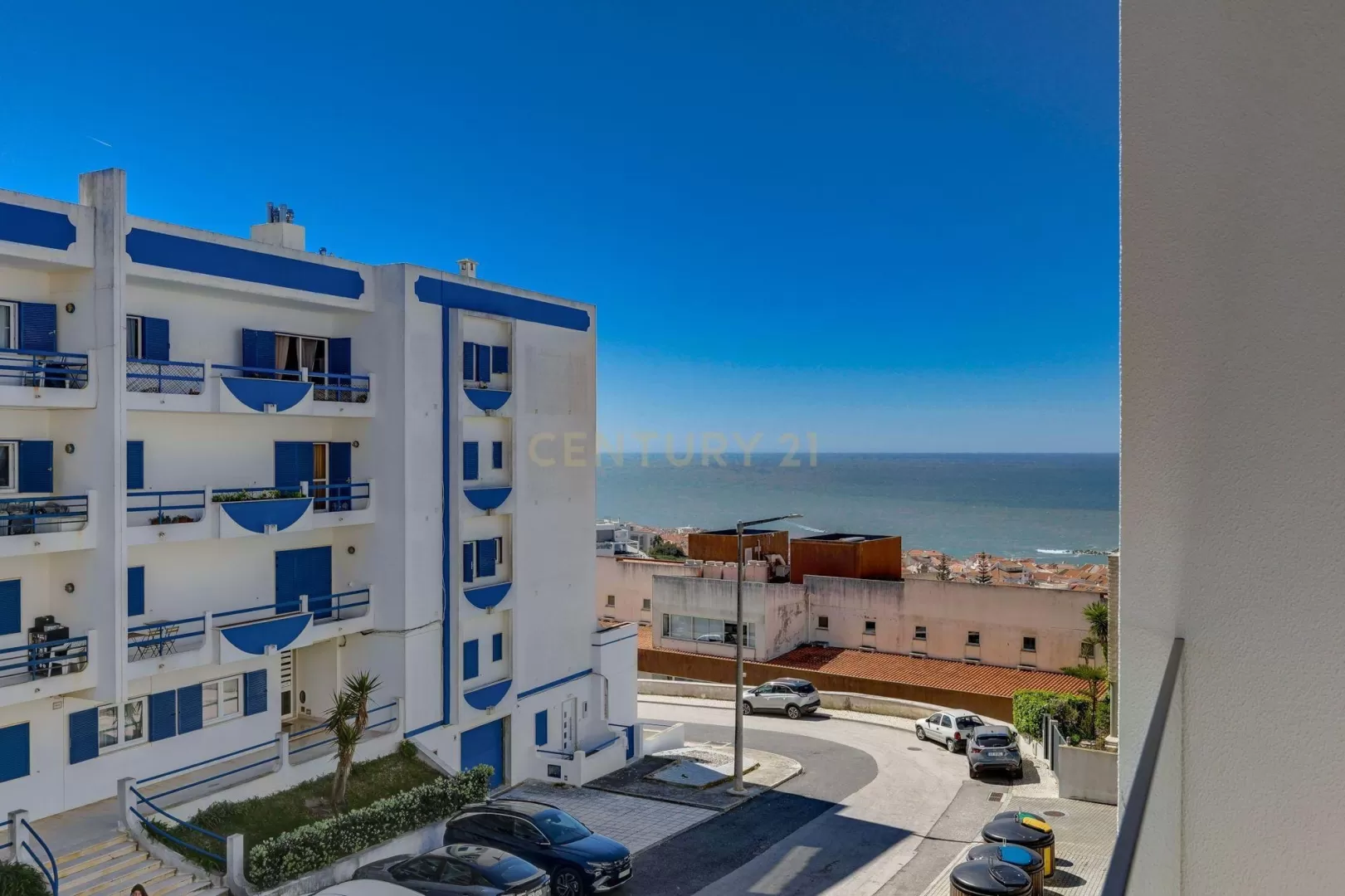 T3 com terraço e VISTA MAR em condomínio de luxo na Ericeira