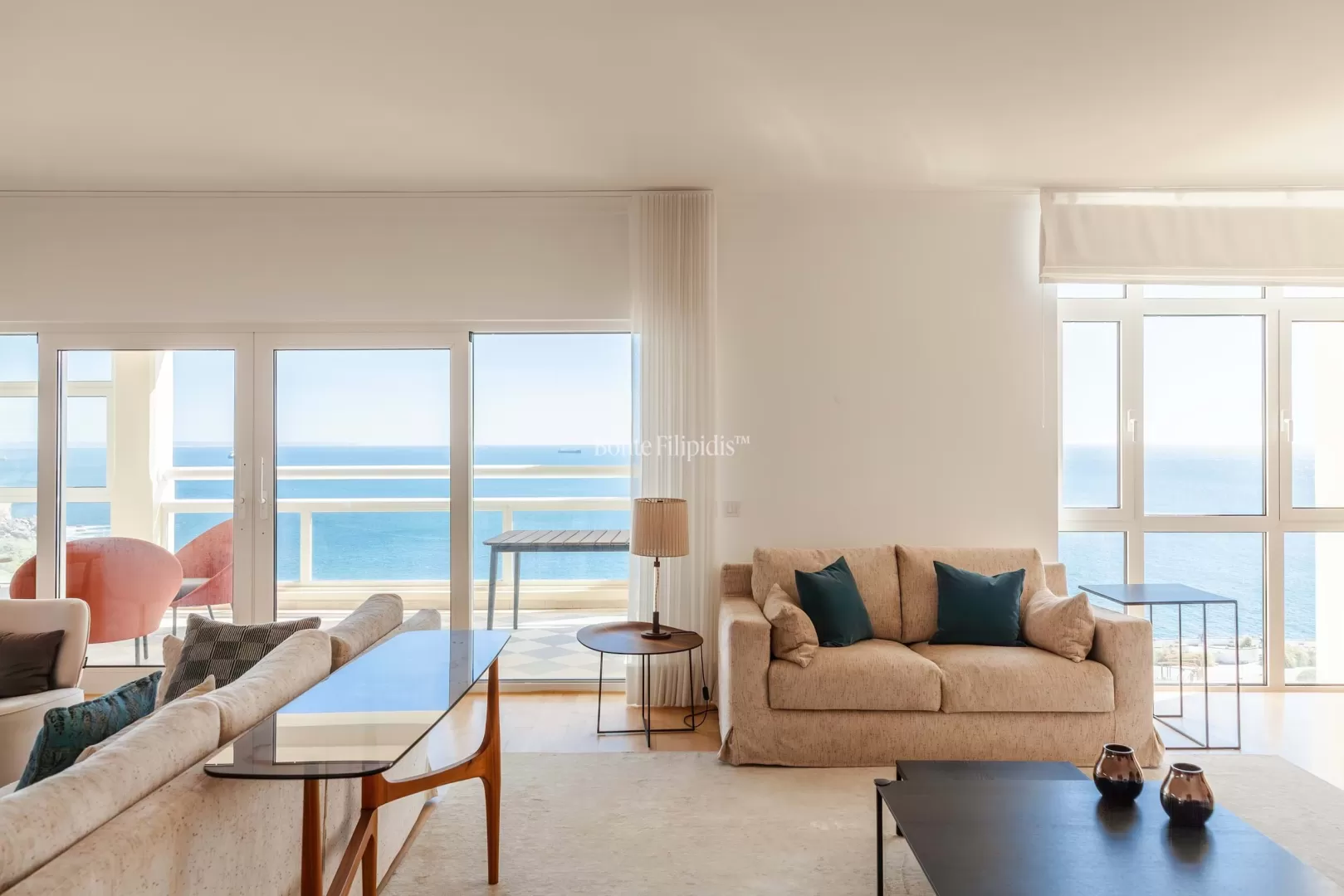 Apartamento T4 com Vista Panorâmica sobre o Mar em Cascais para Arrendamento