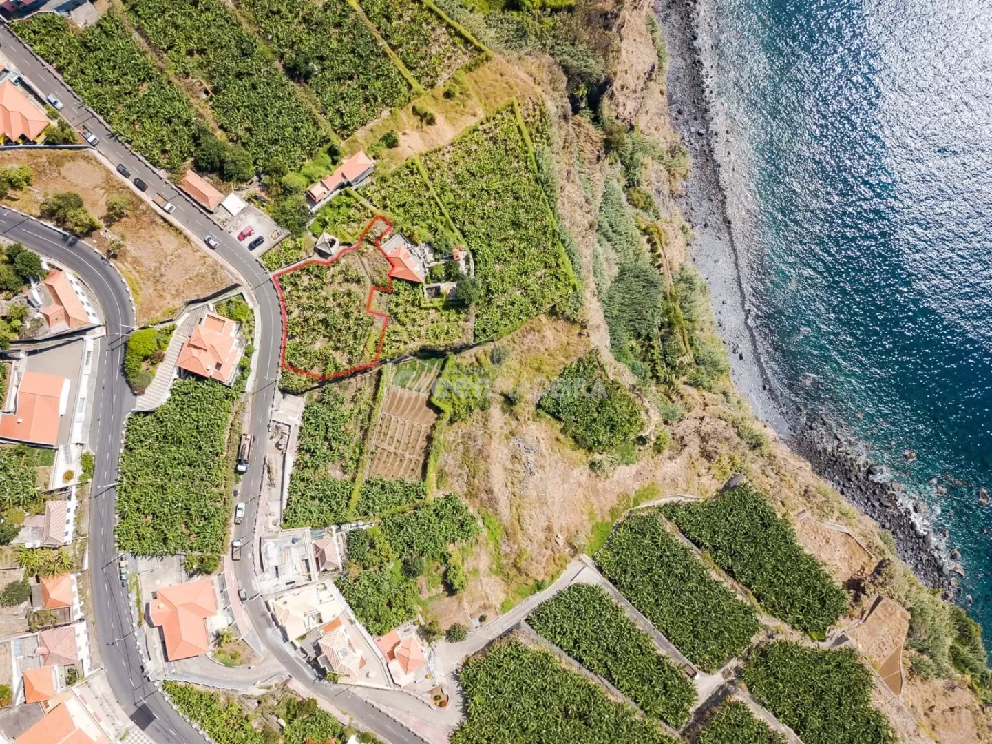 Terreno Exclusivo em Primeira Linha de construção